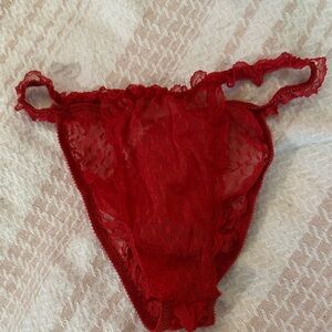 Luxurious Scarlet Lace Women's Panties sz Lg